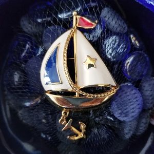 Vintage Avon Nautical Boat Brooch / Pin in Red, White & Blue